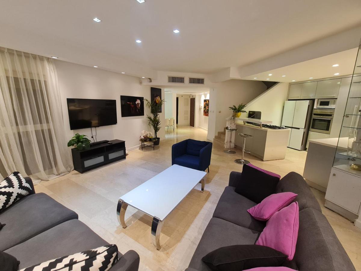 La-Palmore Luxury Apart-Residense Resort With Pool First Line Sea Side Eilat Buitenkant foto