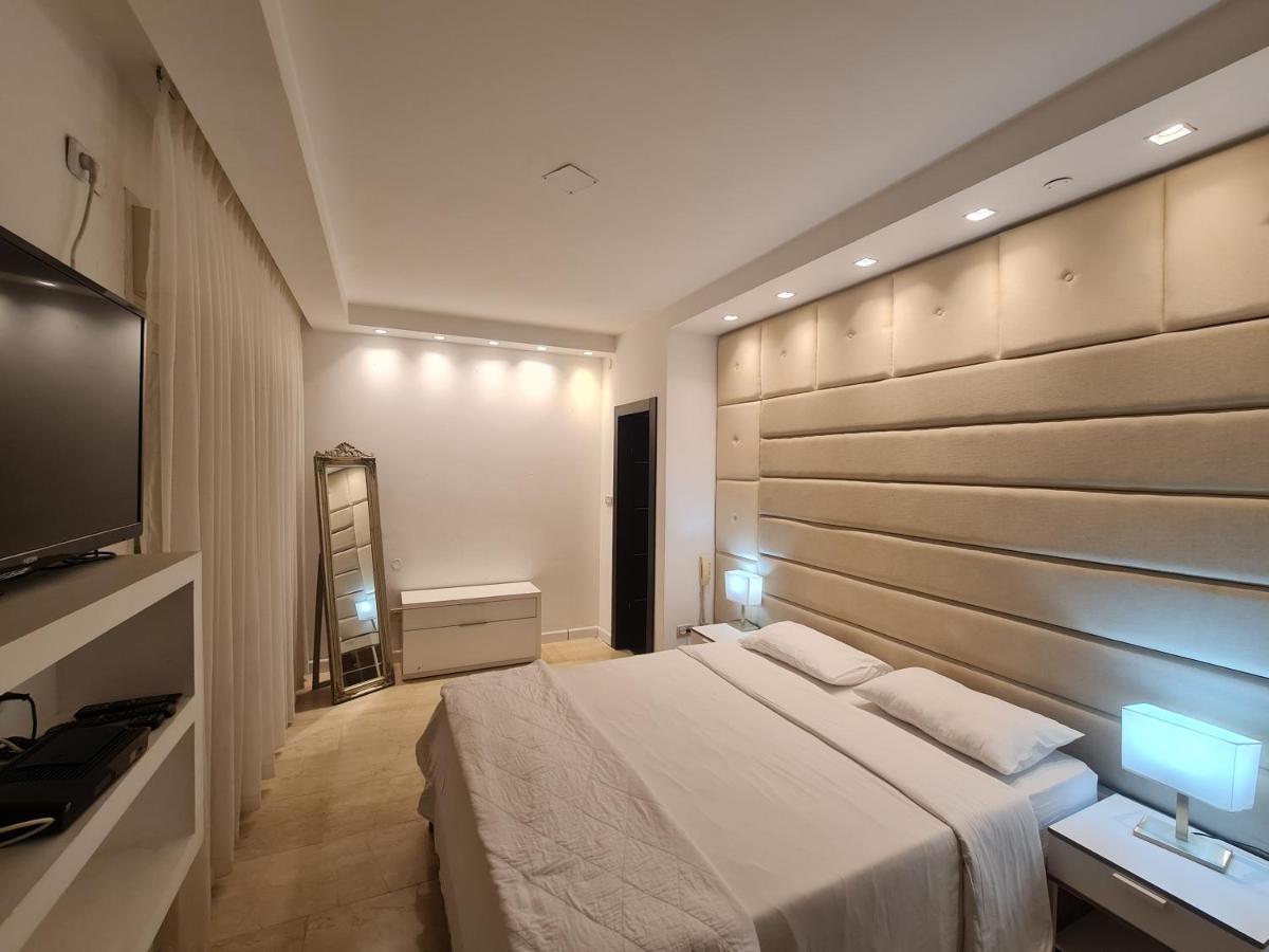 La-Palmore Luxury Apart-Residense Resort With Pool First Line Sea Side Eilat Buitenkant foto